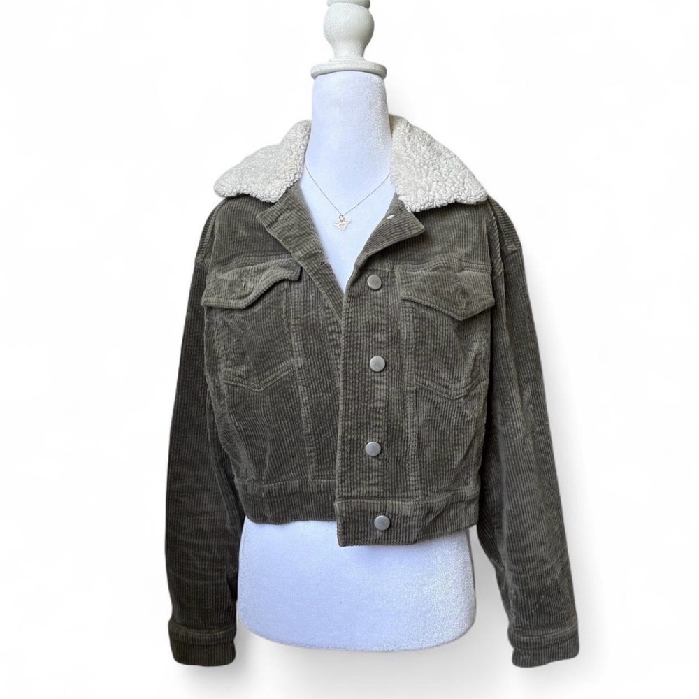 Vintage inspired cropped corduroy jacket in olive green cozy Sherpa collar